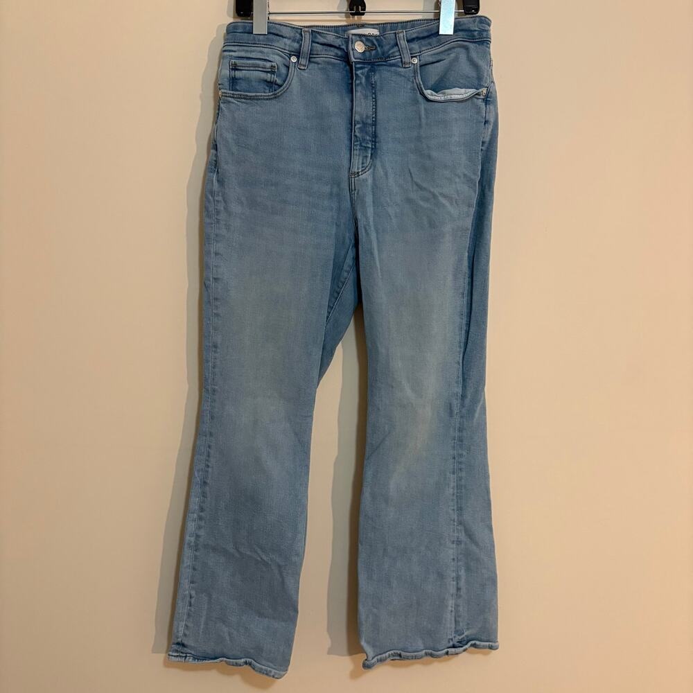 LOFT The Slim Flare Jeans Size 31 12 Light Wash High Rise Raw Hem Stretch